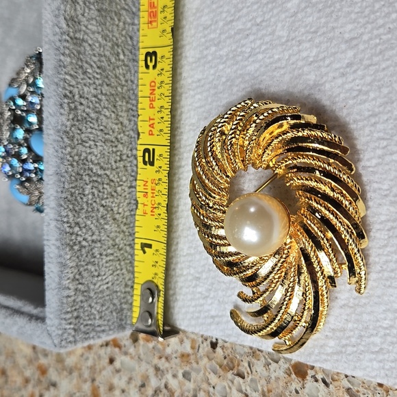 Elegant Gold and Silver Brooch Pin / Necelace Pedant  Set Of 3 - Picture 16 of 16